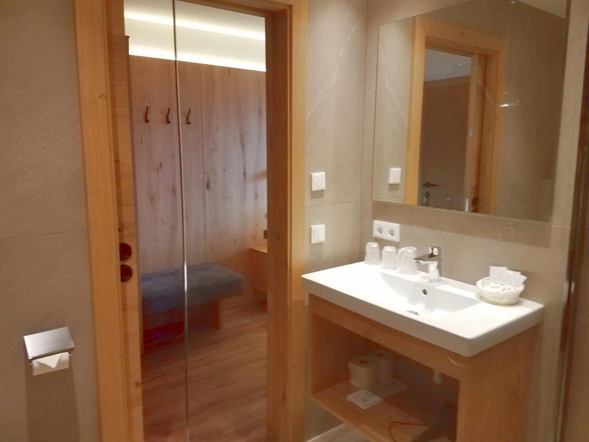 Aparthotel Hohe Bruecke ميترسل المظهر الخارجي الصورة