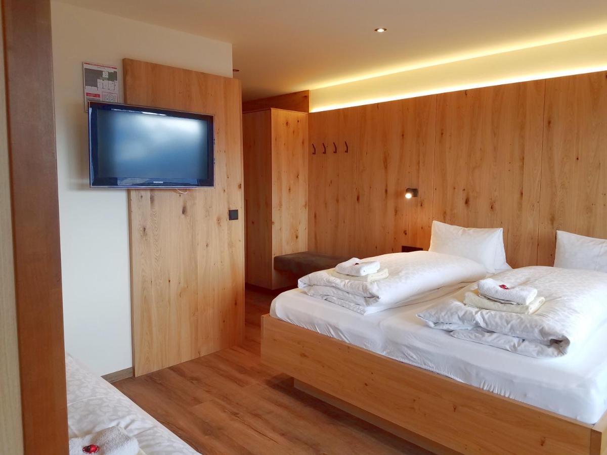 Aparthotel Hohe Bruecke ميترسل المظهر الخارجي الصورة